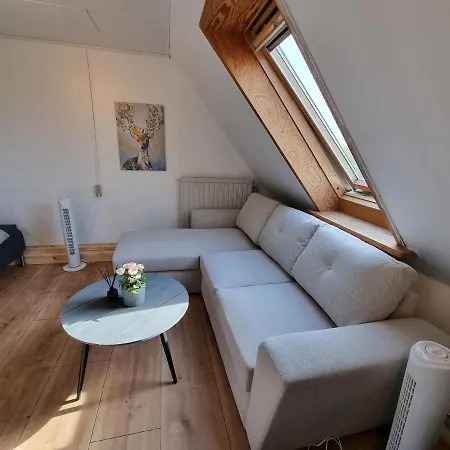 Cozy Rooms Close To Puttgarden * Holeby