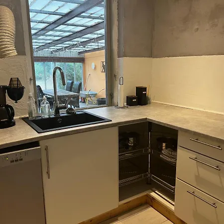 Cozy Rooms Close To Puttgarden *